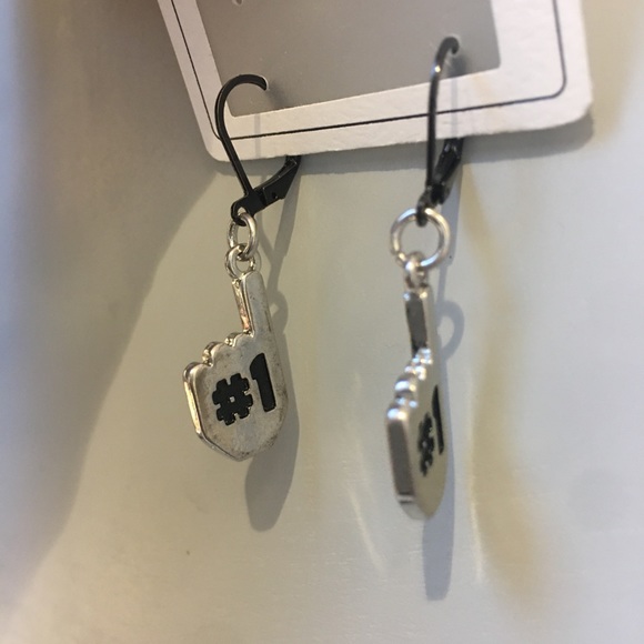 #1 Team earrings - Picture 1 of 3